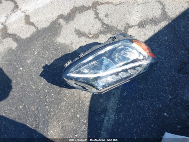 55SWF4JB0JU270363 Mercedes-Benz C-class C 300