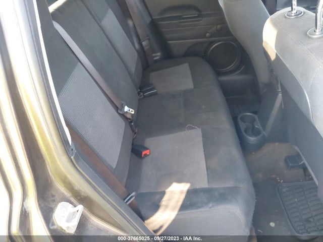1C4NJPBA4HD207657 Jeep Patriot Sport