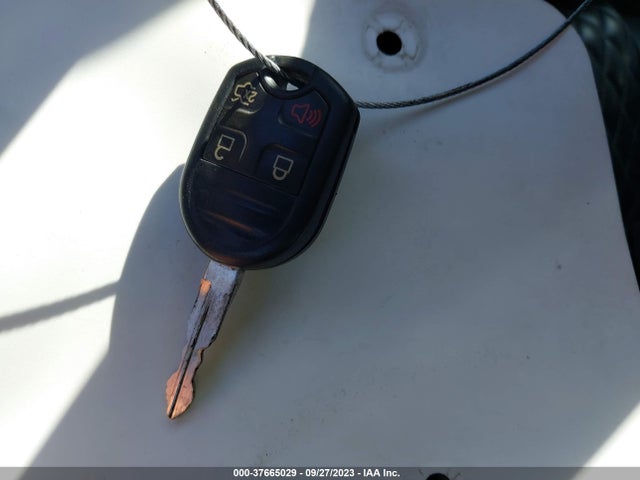 Ford Mustang V6 2014 1ZVBP8EM5E5208204 Image 3