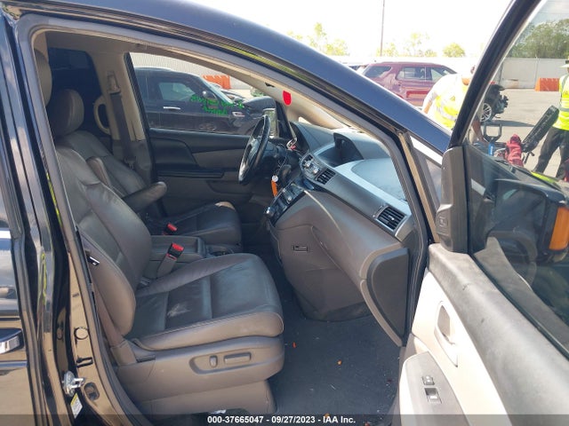 2011 HONDA ODYSSEY TOURING VIN: 5FNRL5H92BB070487