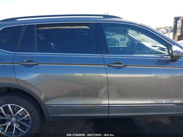 3VV3B7AX3LM073779 Volkswagen Tiguan Se/sel/se R-line Black