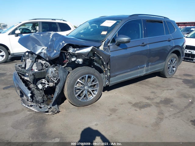 3VV3B7AX3LM073779 Volkswagen Tiguan Se/sel/se R-line Black
