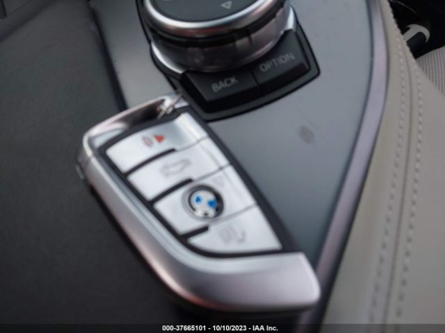 WBY2Z2C54FV391021 BMW I8