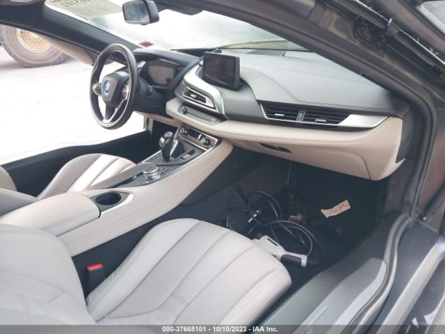 WBY2Z2C54FV391021 BMW I8