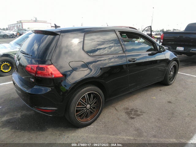 3VW917AU4GM004166 Volkswagen Golf Tsi S