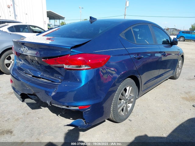 Hyundai Elantra Value Edition 2017 5NPD84LF8HH151572 Image 4