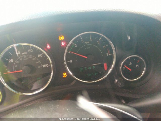 1C4BJWEG0HL600297 Jeep Wrangler Unlimited Sahara