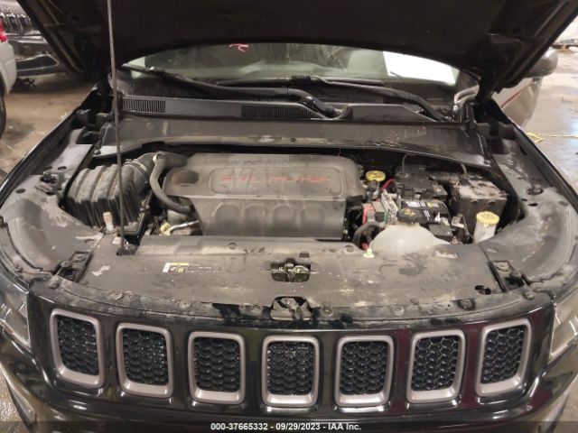 3C4NJDDB0JT207496 Jeep Compass Trailhawk