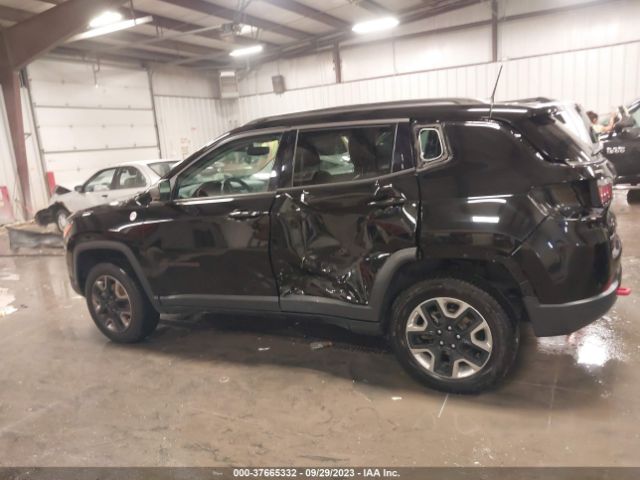 3C4NJDDB0JT207496 Jeep Compass Trailhawk