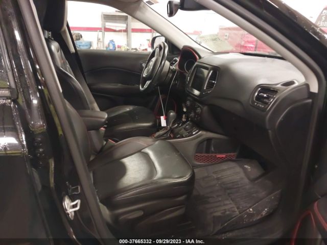 3C4NJDDB0JT207496 Jeep Compass Trailhawk