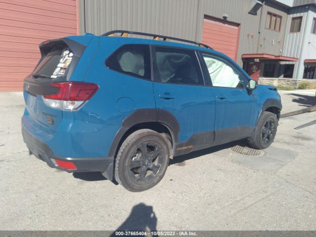 JF2SKAMC9NH422887 Subaru Forester Wilderness