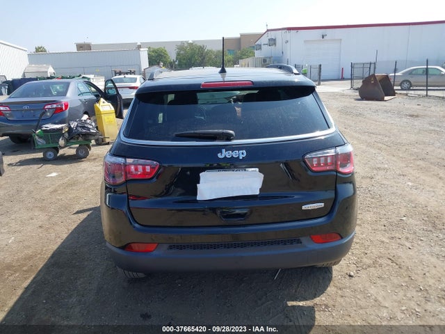 Jeep Compass Latitude W/sun/wheel Pkg 2018 3C4NJCBB4JT486853 Image 17