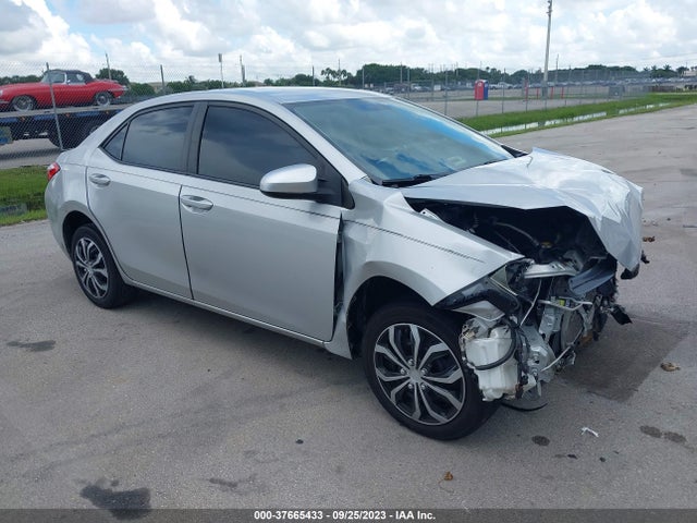 2015 2T1BURHEXFC456118 main image
