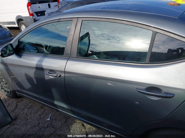 Hyundai ELANTRA SE 2018 KMHD74LF2JU595220 Image 14