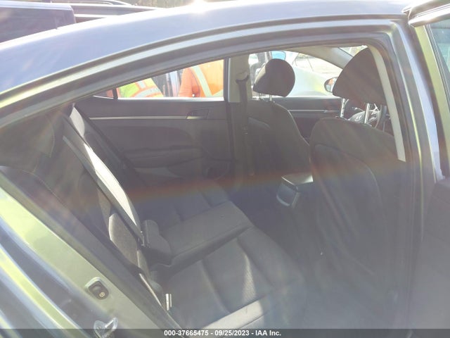 Hyundai ELANTRA SE 2018 KMHD74LF2JU595220 Image 8