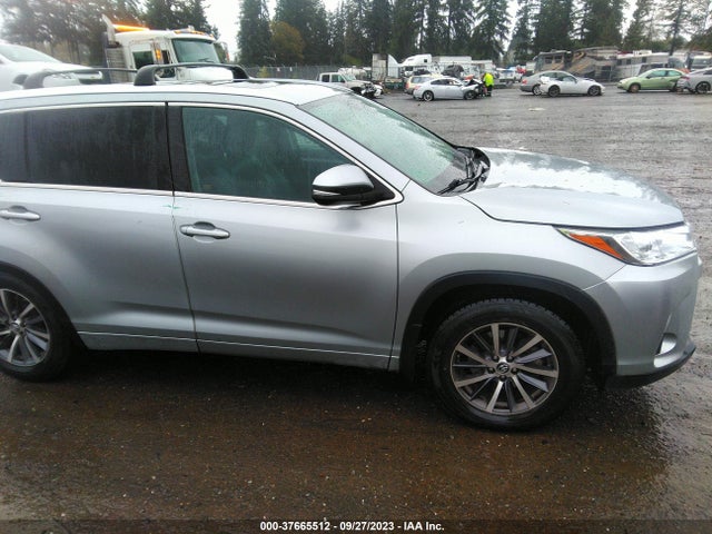 Toyota Highlander Xle/se 2017 5TDJZRFH6HS423928 Image 13