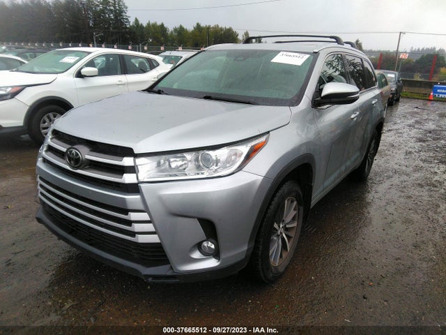 Toyota Highlander Xle/se 2017 5TDJZRFH6HS423928 Image 2