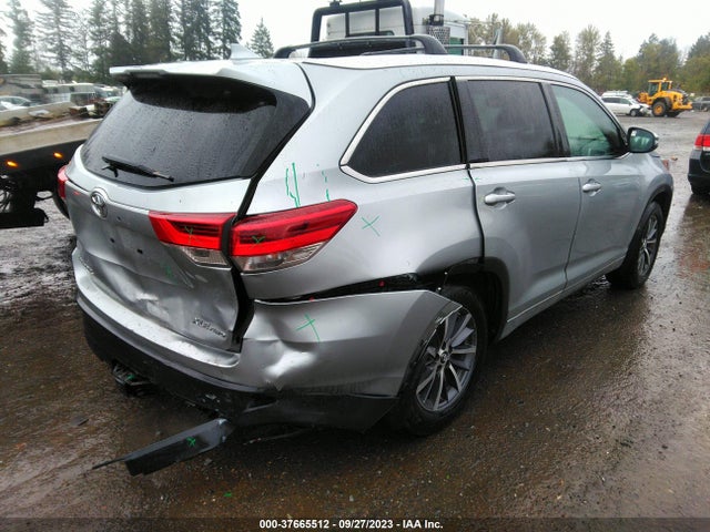 Toyota Highlander Xle/se 2017 5TDJZRFH6HS423928 Image 4