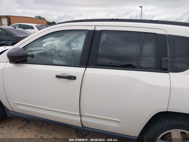 2008 JEEP COMPASS SPORT VIN: 1J8FT47W88D721876