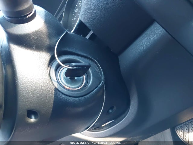 2011 NISSAN ROGUE S VIN: JN8AS5MT0BW151294