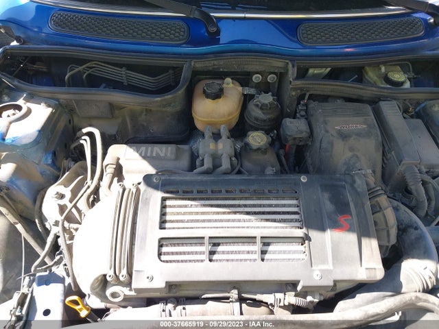 2006 MINI COOPER S WMWRH33516TF88636 Photo 9