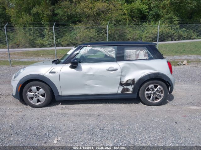 WMWXP5C51G2D14849 Mini COOPER HARDTOP