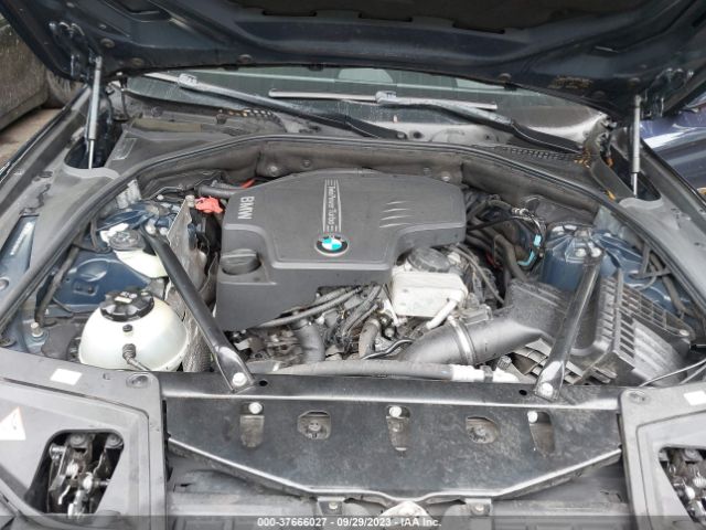 WBA5A5C59FD515617 BMW 5 Series 528i