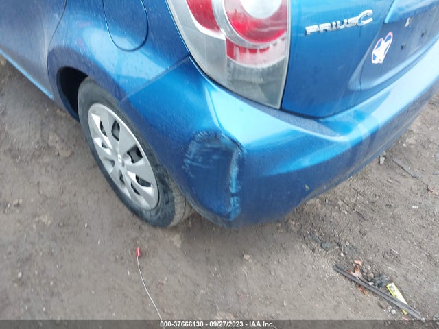 Toyota Prius C One/three/two/four 2014 JTDKDTB3XE1570336 Image 6