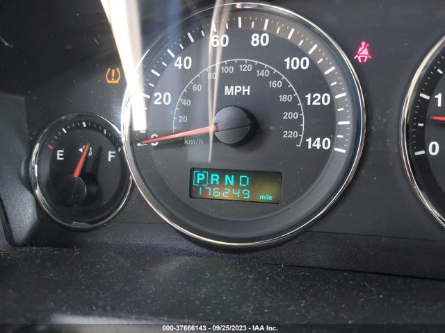 2007 JEEP COMMANDER LIMITED VIN: 1J8HG58227C529985