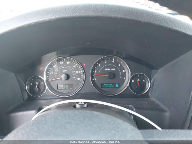 2007 JEEP COMMANDER LIMITED VIN: 1J8HG58227C529985