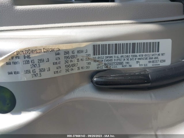 2007 JEEP COMMANDER LIMITED VIN: 1J8HG58227C529985