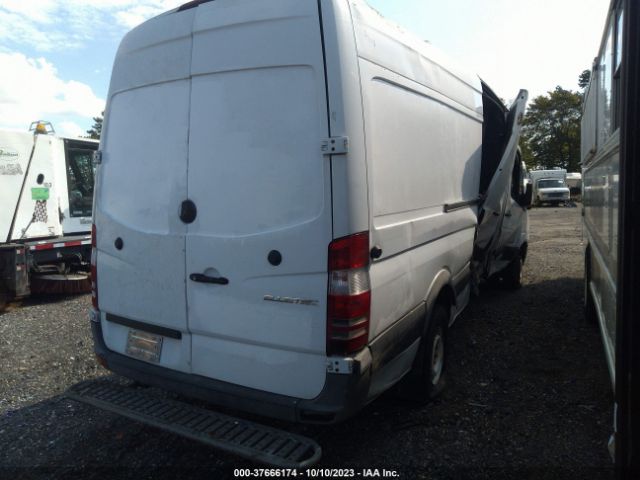 WD3PE8DB5FP132921 Mercedes-Benz SPRINTER CARGO VANS