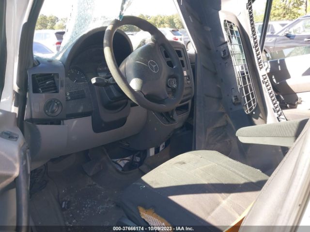 WD3PE8DB5FP132921 Mercedes-Benz SPRINTER CARGO VANS