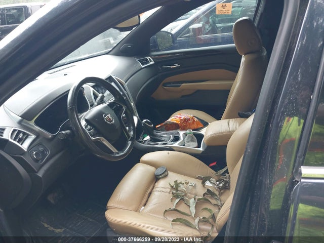 3GYFNEE32ES586285 Cadillac Srx Luxury Collection
