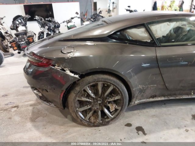 SCFRMFAW8MGL10185 Aston Martin Db11 V8/shadow Edition