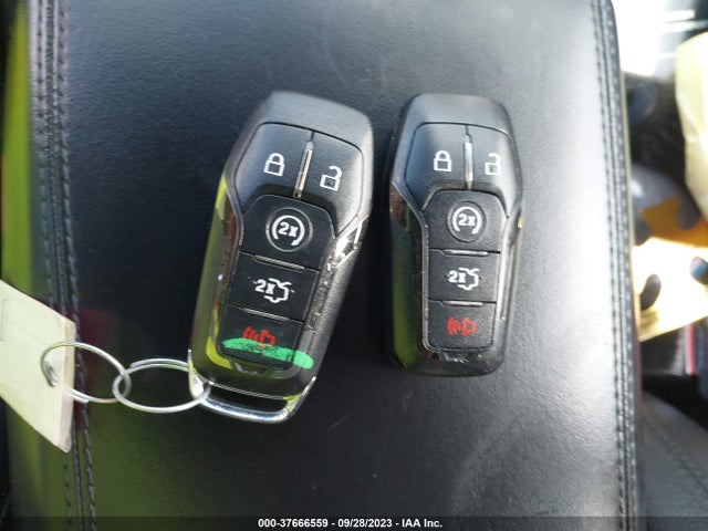 2LMTJ6JR7GBL39812 Lincoln Mkx Premiere