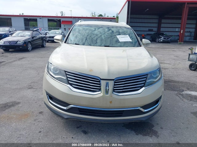 2LMTJ6JR7GBL39812 Lincoln Mkx Premiere