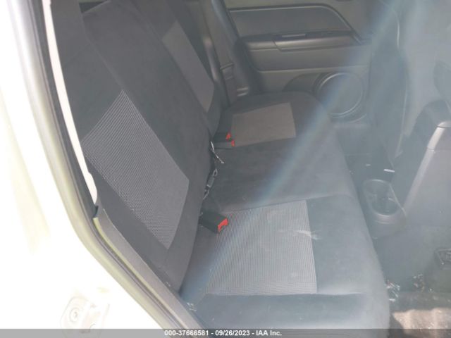 1C4NJRFB6ED598109 Jeep Patriot Latitude