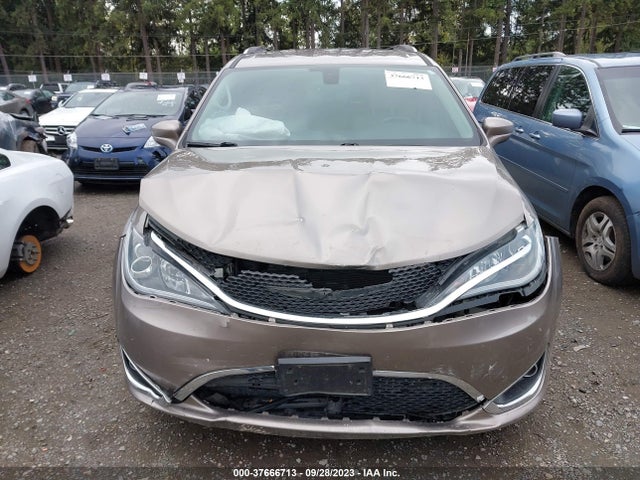 2C4RC1EG0HR759517 Chrysler Pacifica Touring-l Plus