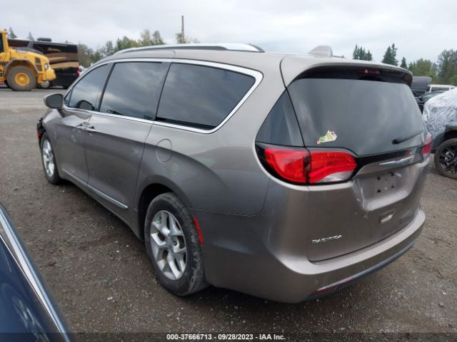 2017 CHRYSLER PACIFICA 2C4RC1EG0HR759517 Photo 2