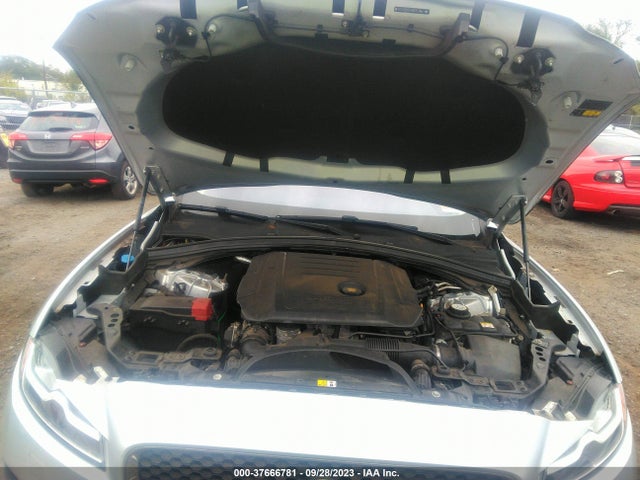 2017 JAGUAR F-PACE SADCK2BN4HA088010 Photo 9