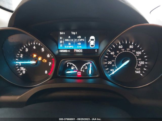 1FMCU0GD3JUA91765 Ford ESCAPE SE