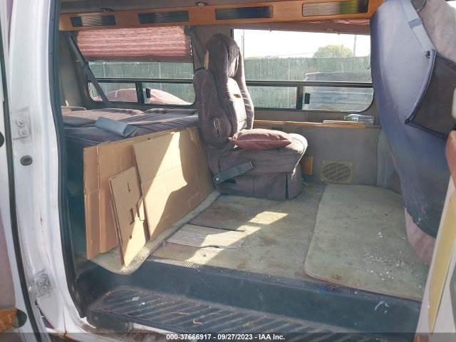 1997 FORD ECONOLINE COMMERCIAL VIN: 1FDEE14L8VHB55689