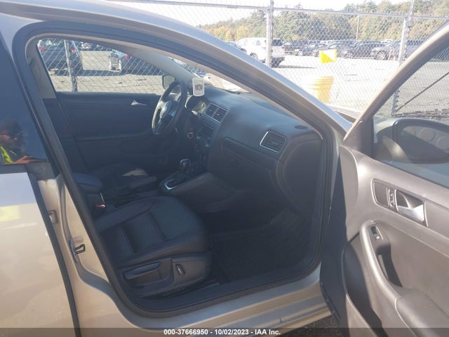 3VWD07AJ7EM291647 Volkswagen Jetta Sedan Se
