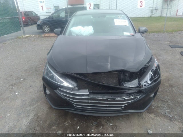2019 HYUNDAI ELANTRA SE VIN: 5NPD74LF2KH424788