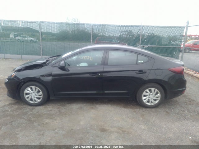 2019 HYUNDAI ELANTRA SE VIN: 5NPD74LF2KH424788