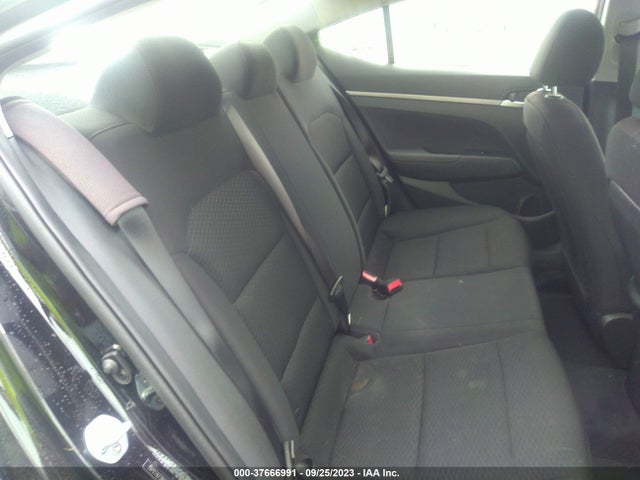 2019 HYUNDAI ELANTRA SE VIN: 5NPD74LF2KH424788