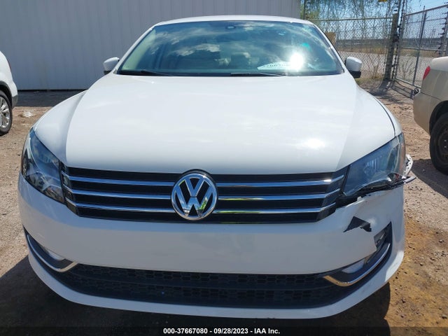 1VWAT7A31FC076120 Volkswagen Passat 1.8t Limited Edition