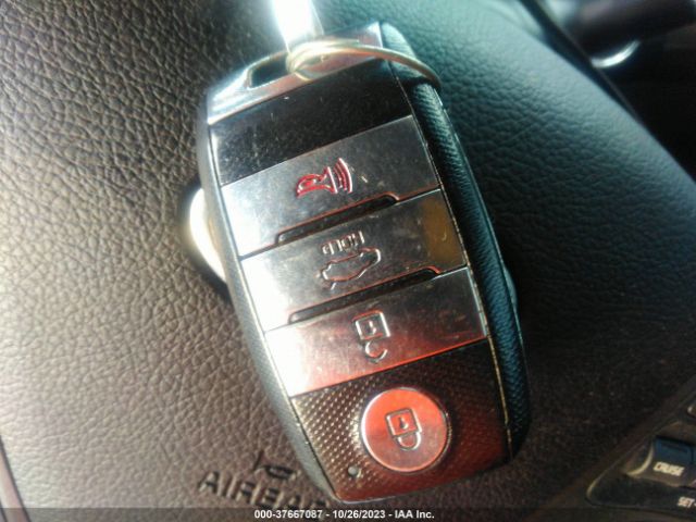 KNAFZ6A30E5248090 KIA Forte Koup Sx