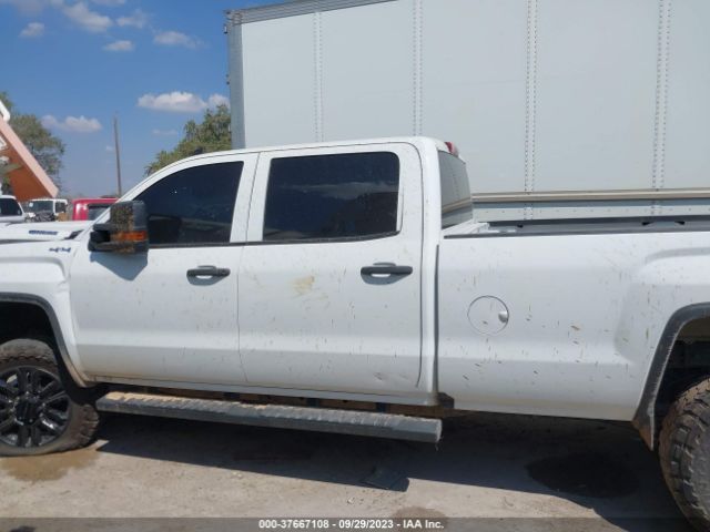 1GT12NEY9KF261640 GMC SIERRA 2500HD